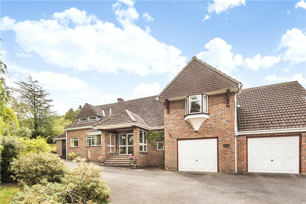 4 bed detached house for sale in Blandford Road, Iwerne Minster