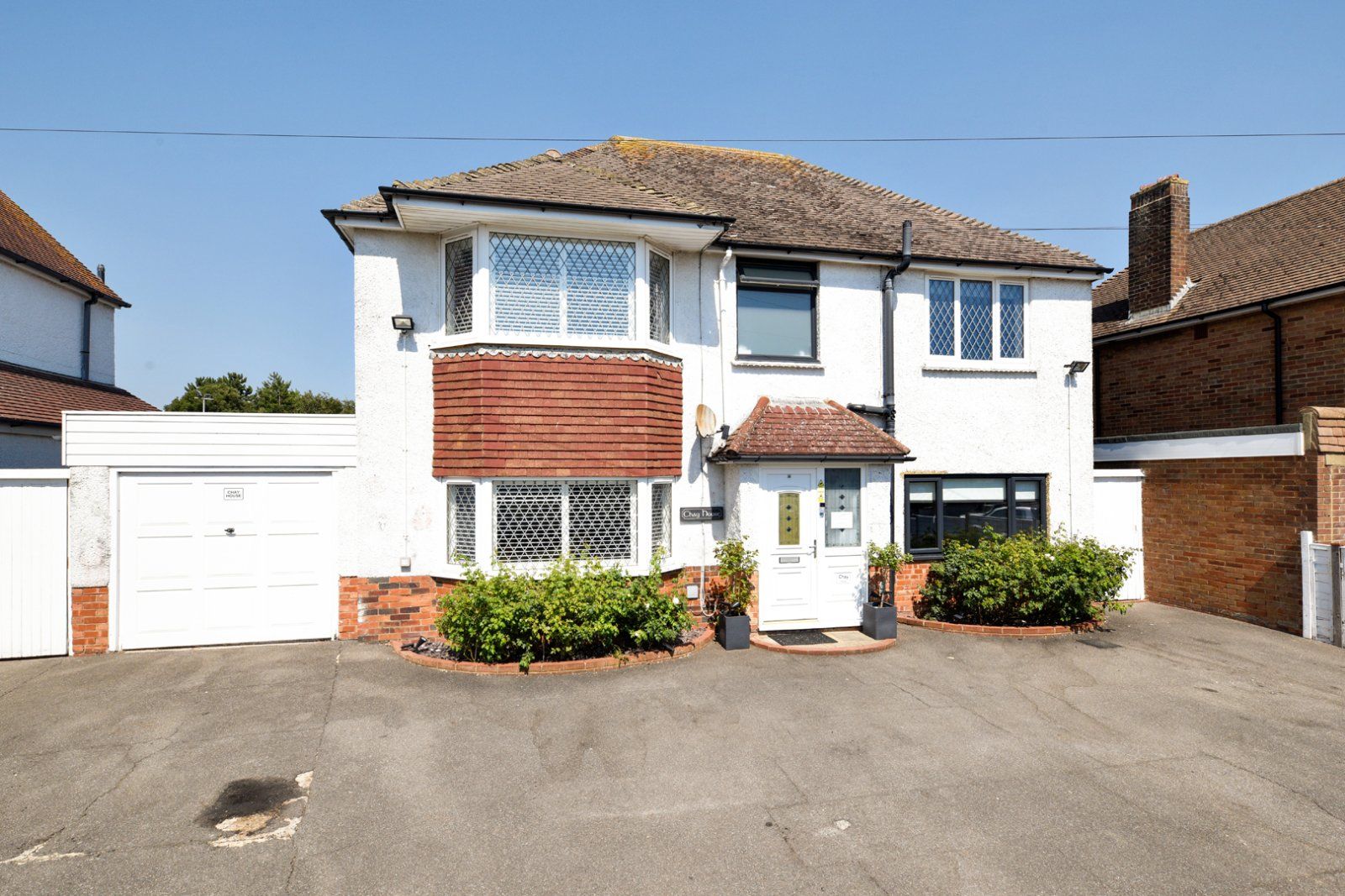 5 bed detached house for sale in Elm Grove, Lancing, West Sussex BN15