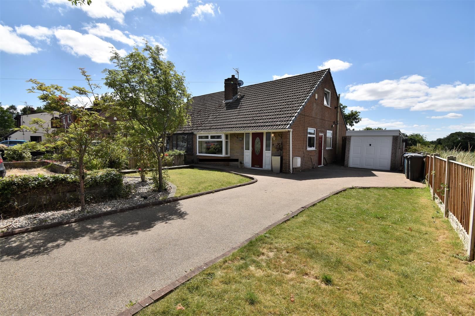 3 bed semidetached bungalow for sale in Cleworth Close, Tyldesley