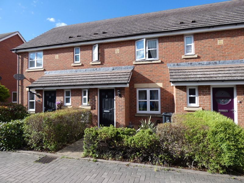 3 bed semidetached house for sale in Boughton Way, Gloucester GL4 Zoopla
