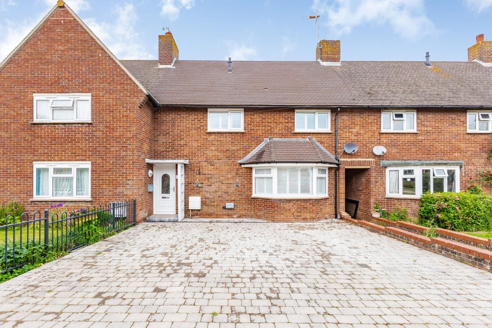 3 bed terraced house for sale in Abbots Walk, Wye, Ashford TN25 Zoopla