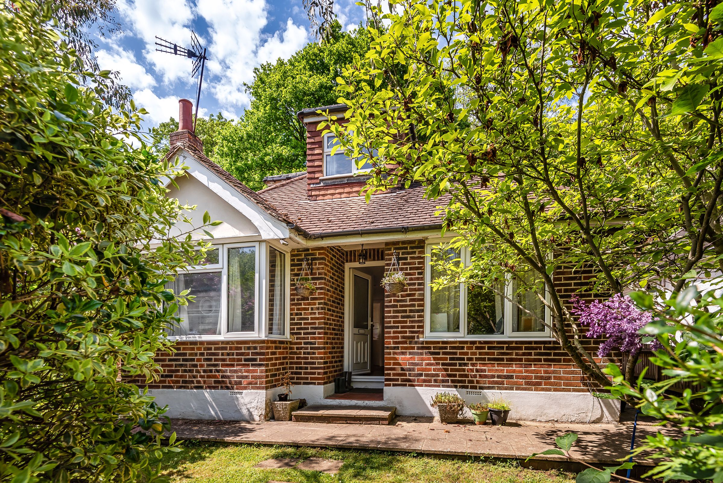 3 bed bungalow for sale in Portsmouth Road, Godalming, Surrey GU7 Zoopla