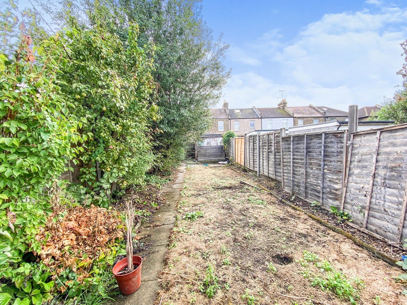 3 bed terraced house for sale in Empress Avenue, Ilford IG1 Zoopla