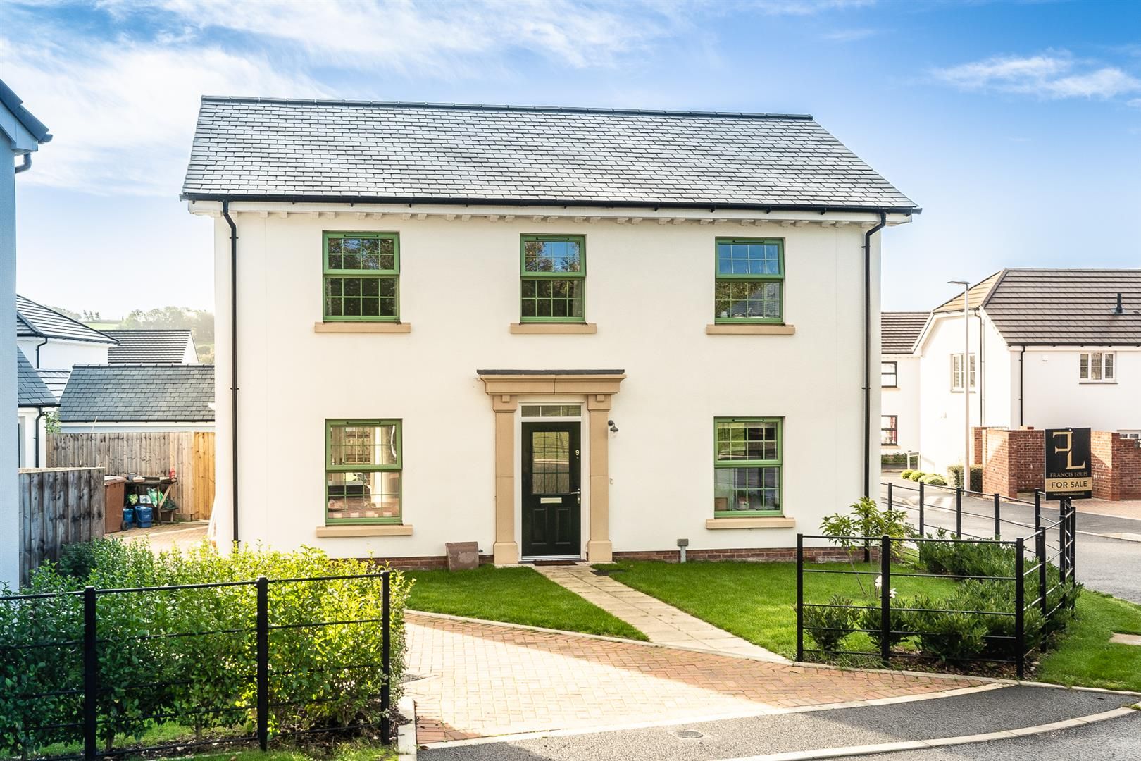 4 bed property for sale in Oak Gardens, Uffculme, Cullompton EX15 Zoopla