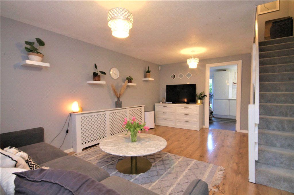 2 bed semidetached house to rent in Feltham Road, Mitcham CR4 Zoopla
