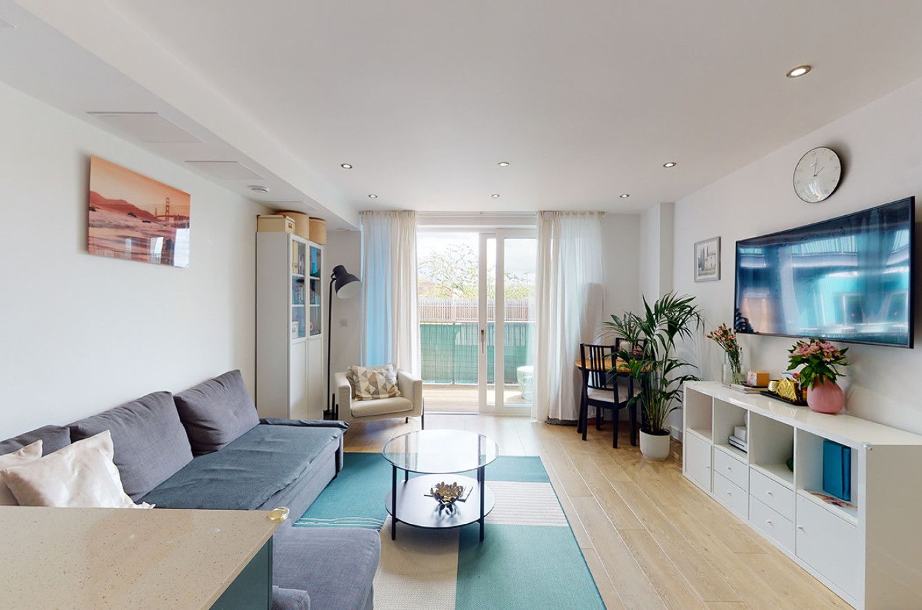 2 bed flat for sale in Shipman Road, Custom House, Newham, London E16