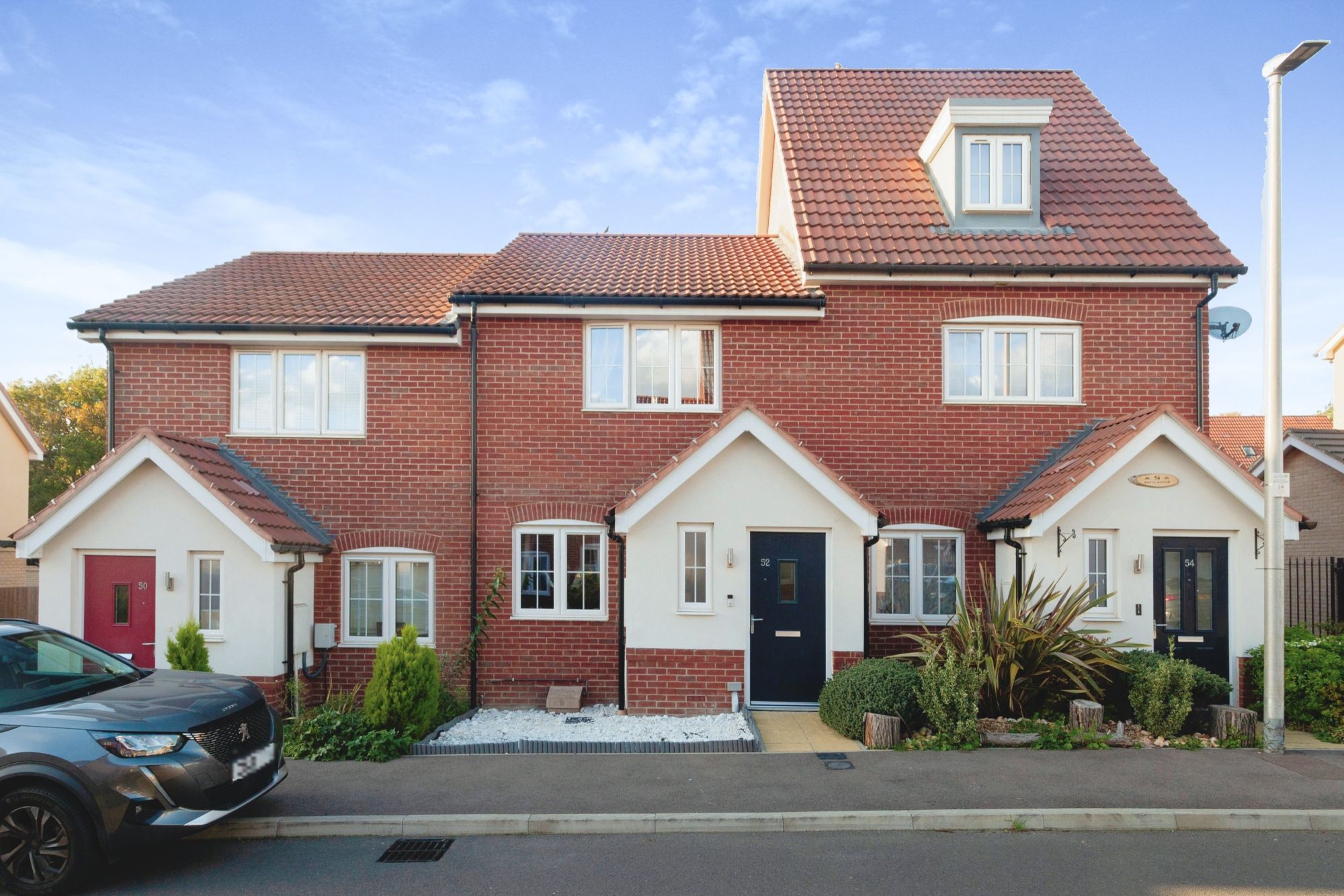 2 bed terraced house for sale in Five Oaks Lane, Chigwell IG7 Zoopla