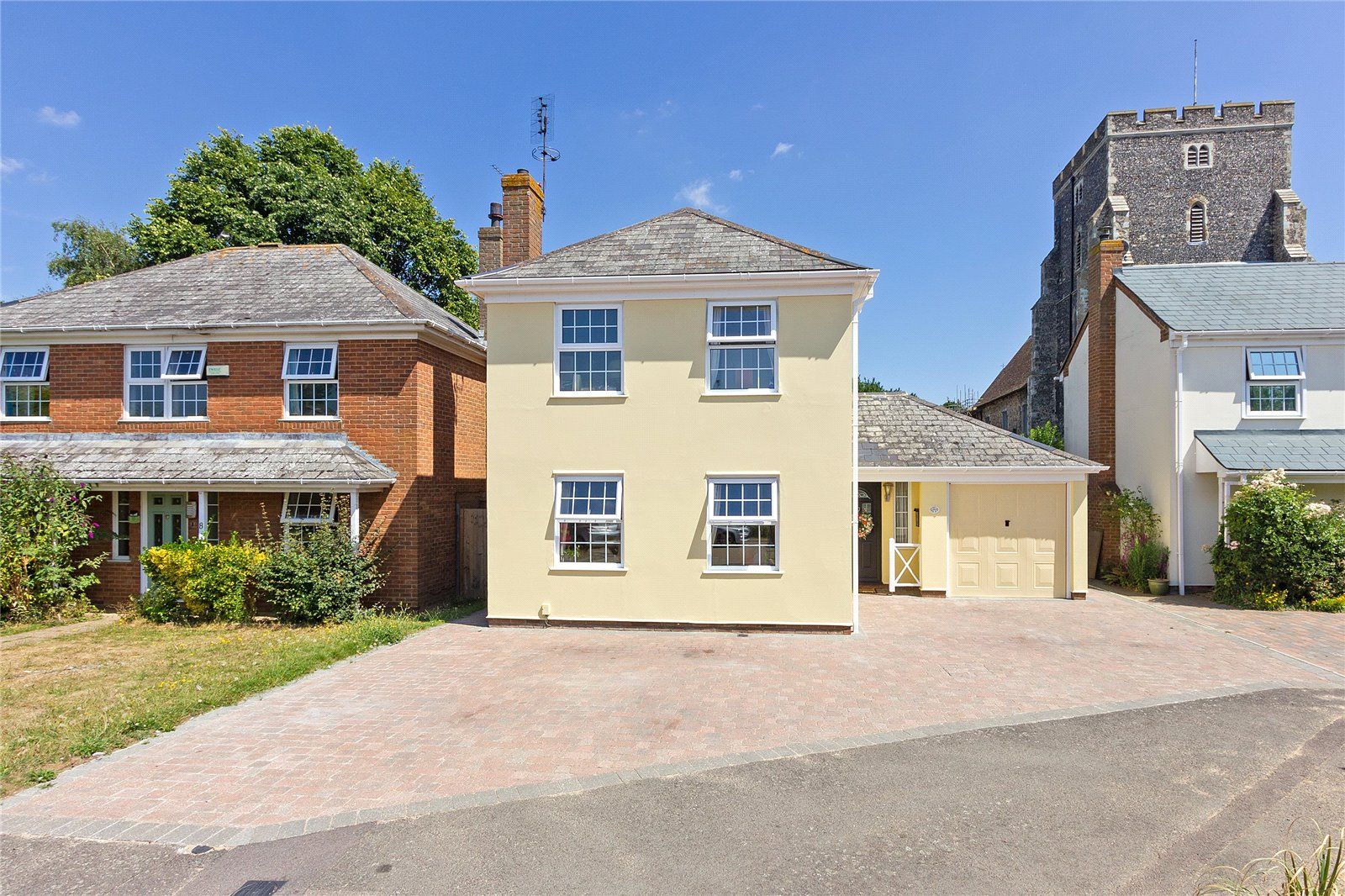 3 bed detached house for sale in Taillour Close, Kemsley, Sittingbourne