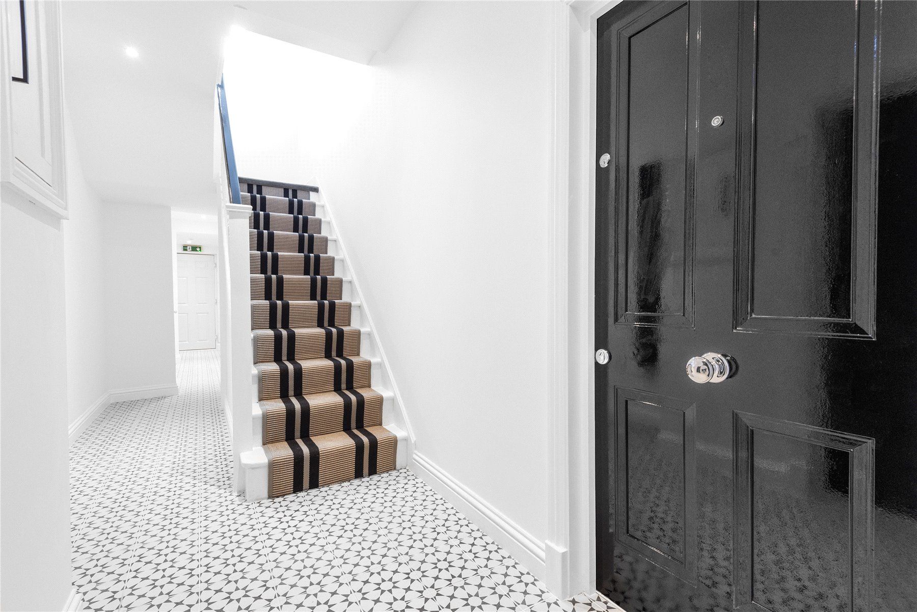 2 Guildford Street, Chertsey, Surrey KT16  