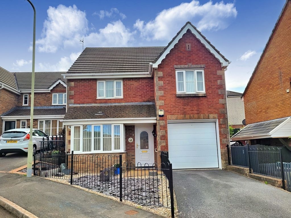 3 bed detached house for sale in Swn Yr Aderyn, Kenfig Hill CF33 Zoopla