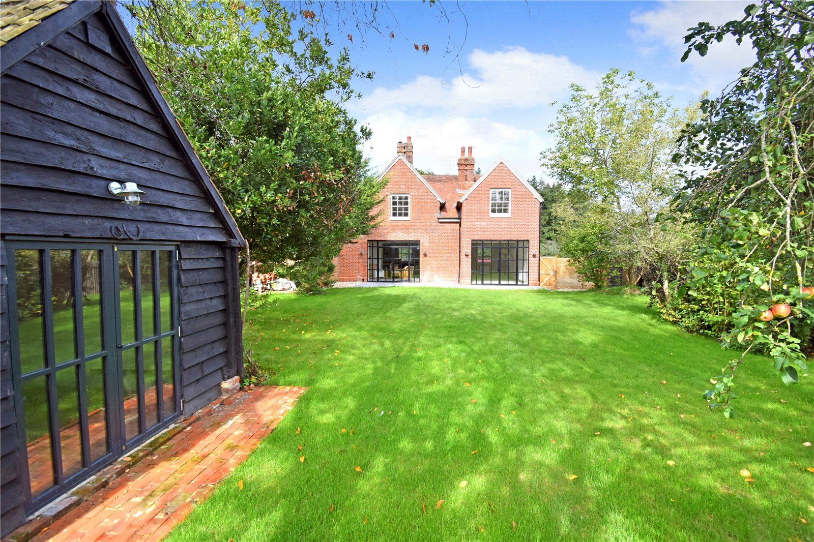 4 bed detached house for sale in The Street, Mortimer, Reading