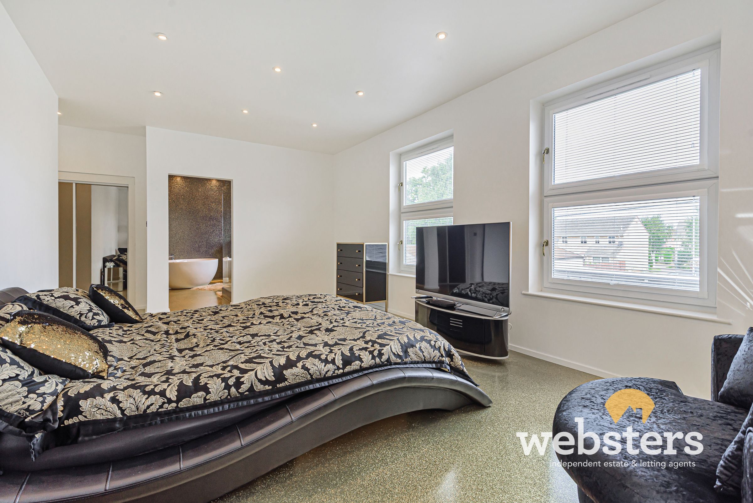 7 bed detached house for sale in Fakenham Road, Taverham, Norwich NR8