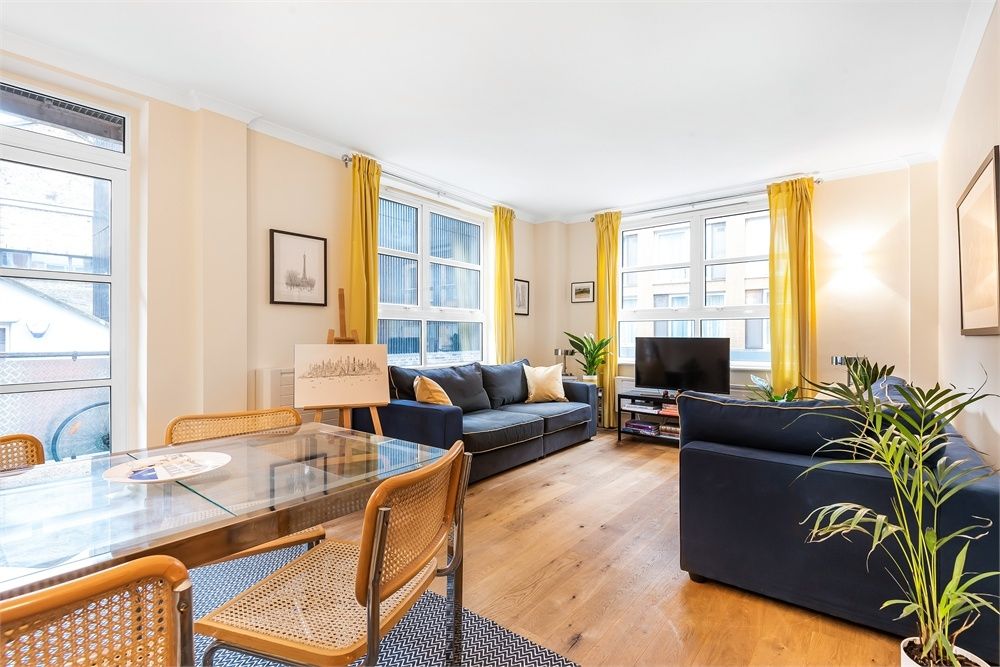 Market Yard Mews, London SE1  