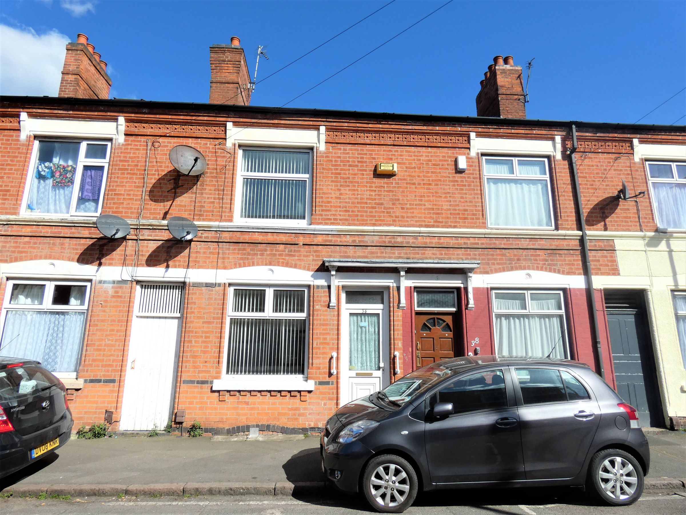 3 bed terraced house for sale in Shaftesbury Avenue, Belgrave