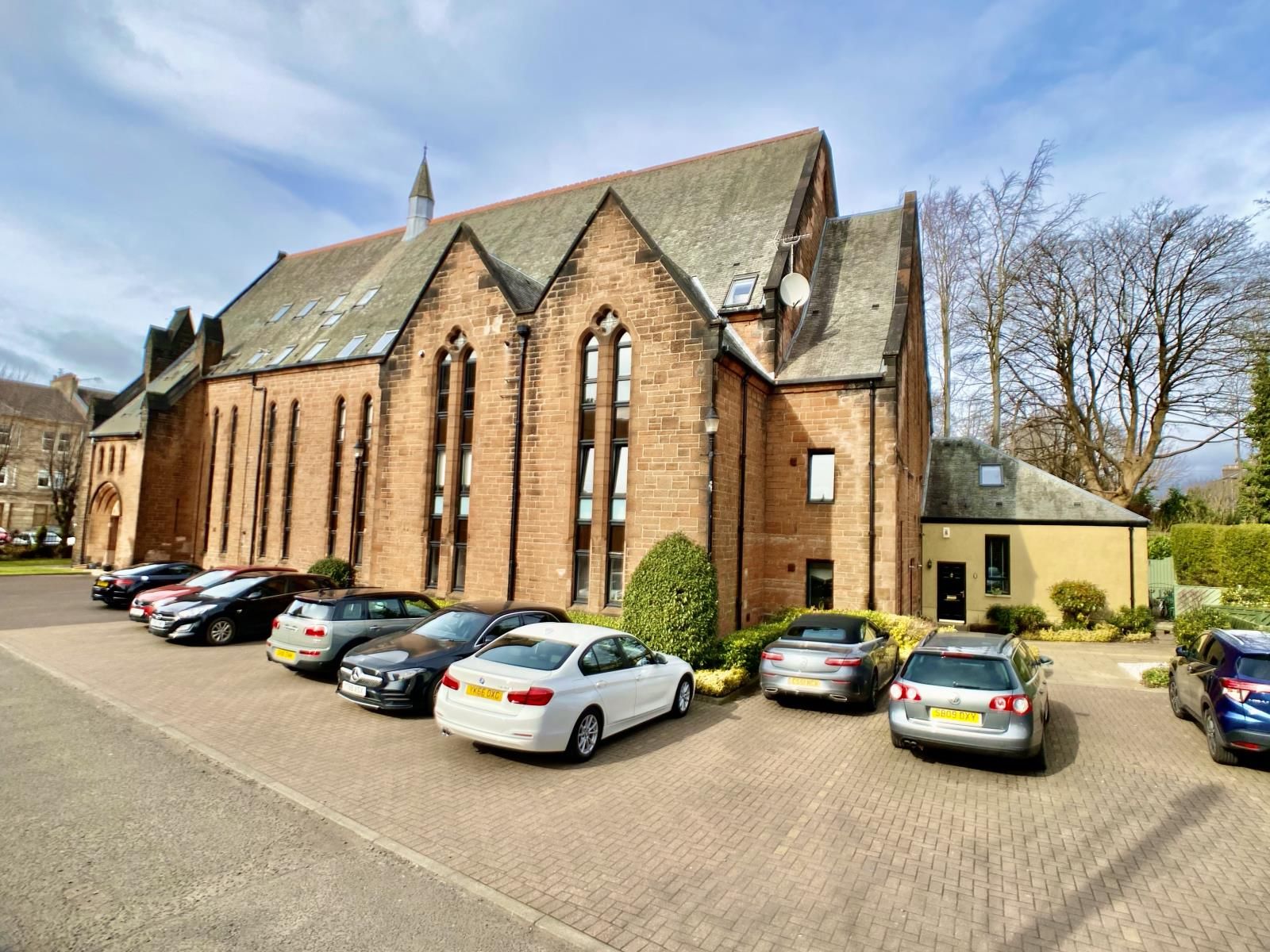 3 bed flat for sale in 6, Flat 7, Greenlaw Avenue, Paisley PA1 Zoopla