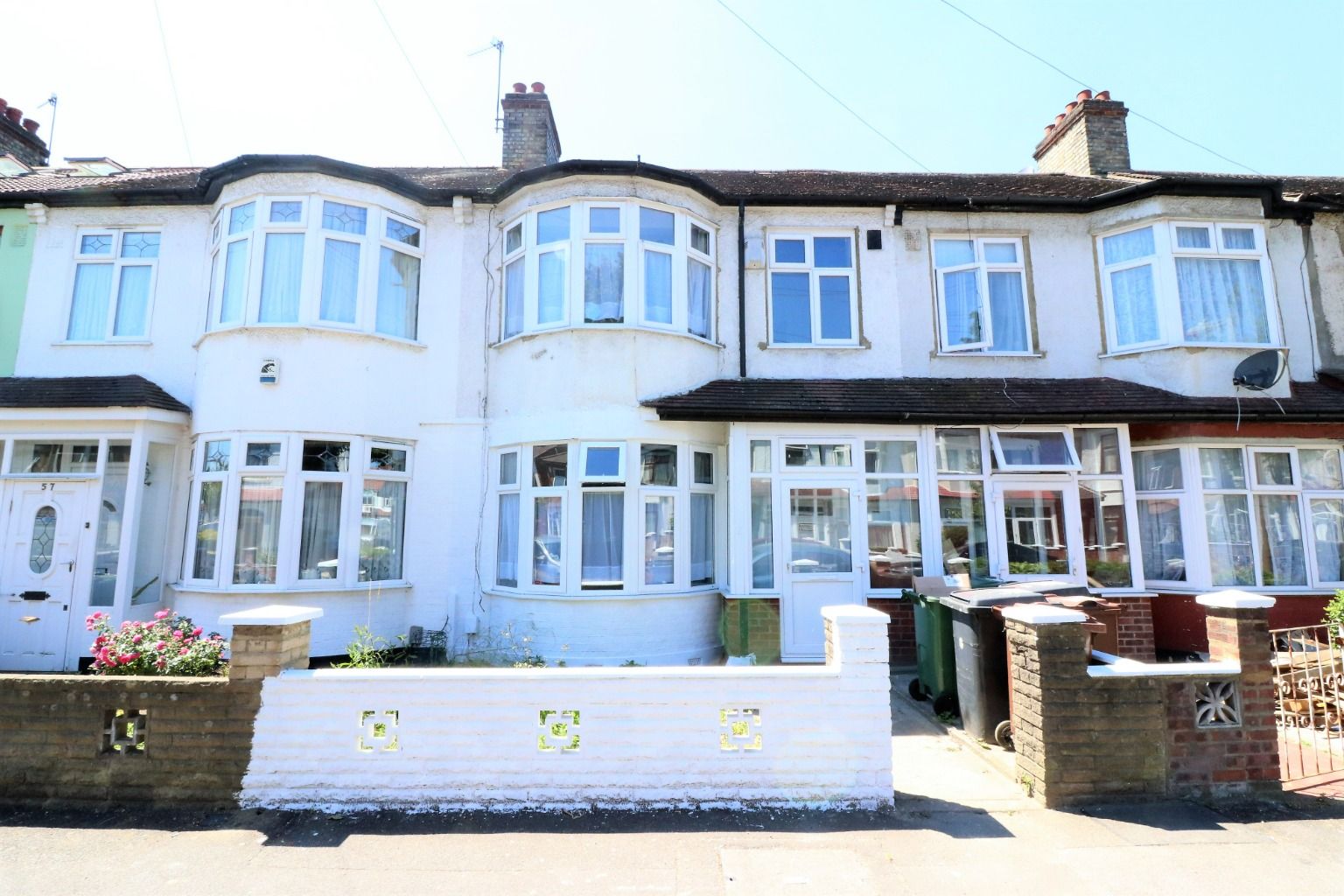 4 bed terraced house to rent in Belvedere Road, London E10 Zoopla