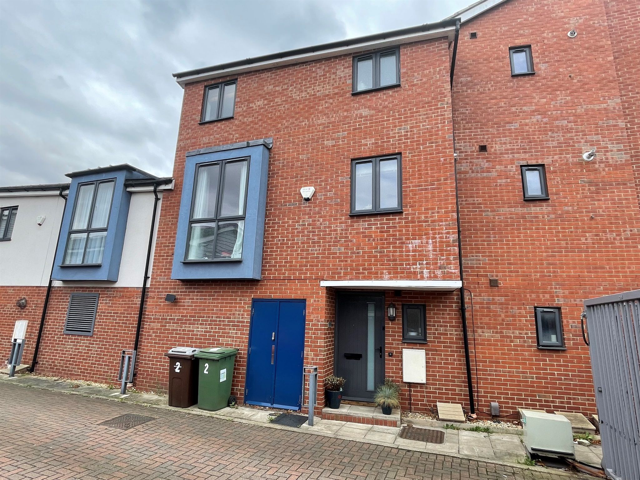 2 bed property for sale in Cremorne Drive, Nottingham NG2 Zoopla