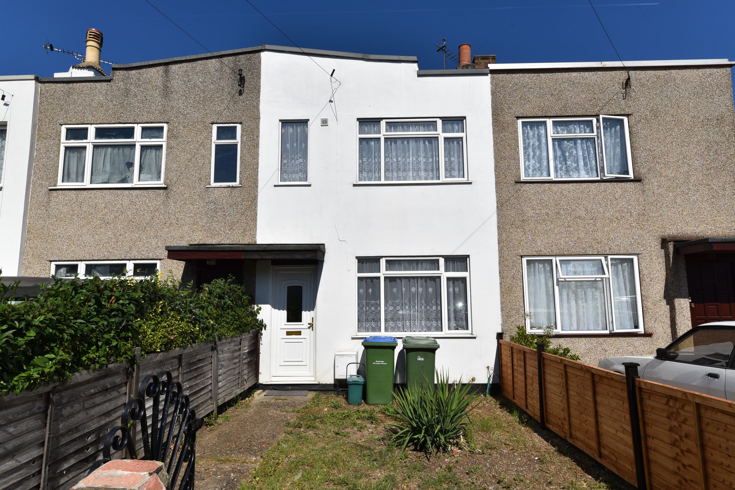 2 bed terraced house to rent in Eastcote Avenue, West Molesey KT8 Zoopla