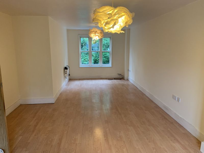 2 bed flat to rent in Lark Lane, Aigburth, Liverpool L17 Zoopla