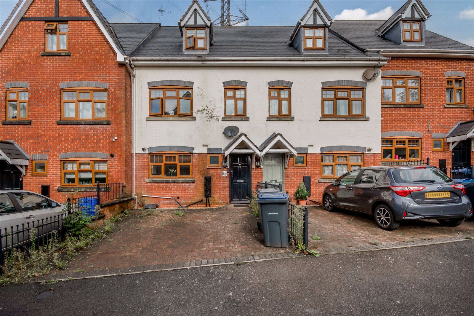 4 bed terraced house for sale in Village Mews, Quinton, Birmingham