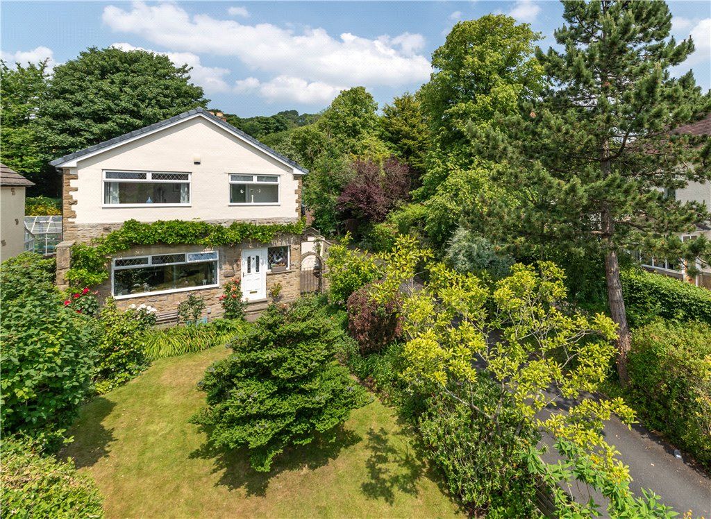 4 bed detached house for sale in Lucy Hall Drive, Baildon, Shipley BD17