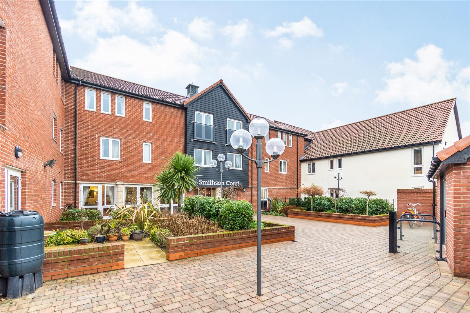 2 bed flat for sale in Smithson Court, Top Lane, Copmanthorpe, York