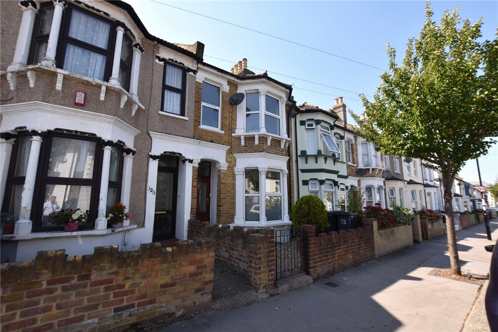 3 bed terraced house for sale in Cobden Road, London SE25 Zoopla
