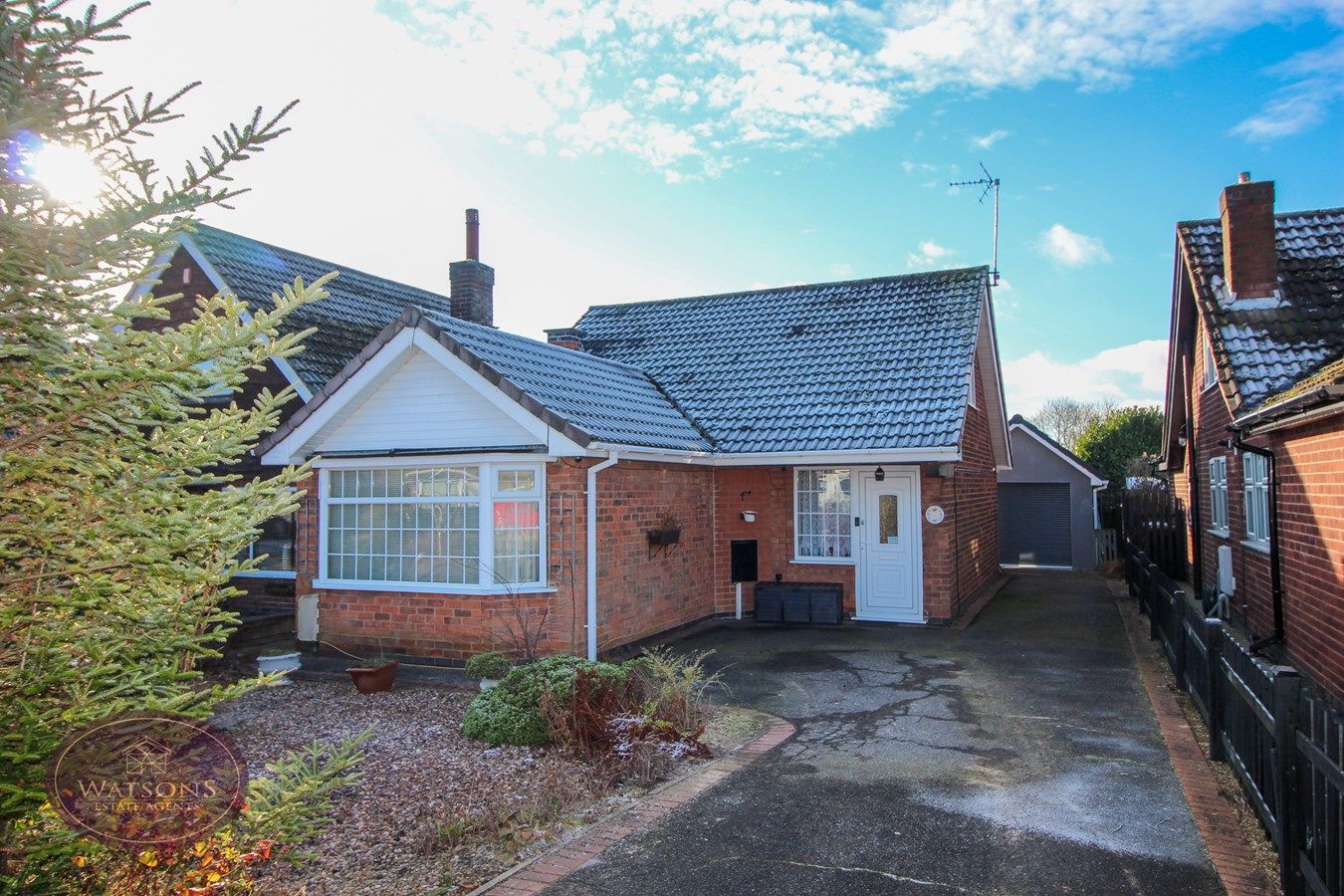 2 bed detached bungalow for sale in Cherry Tree Close, Brinsley