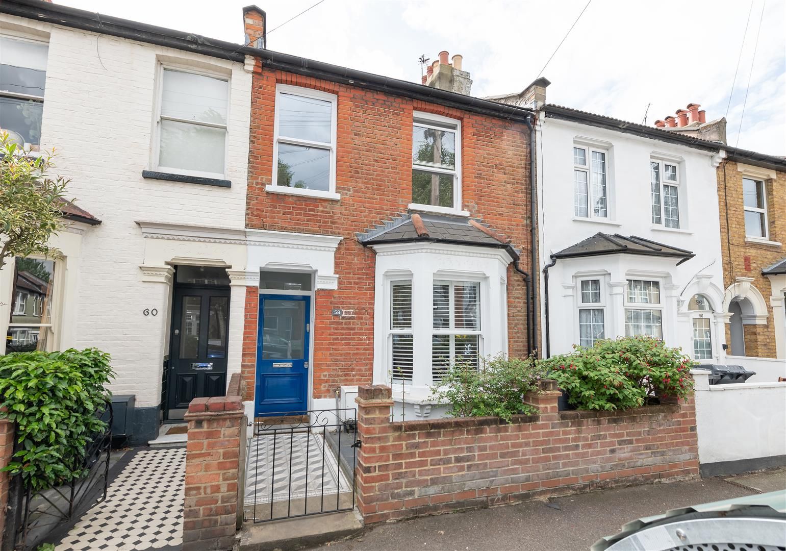 3 bed terraced house for sale in Victoria Road, London E17 Zoopla