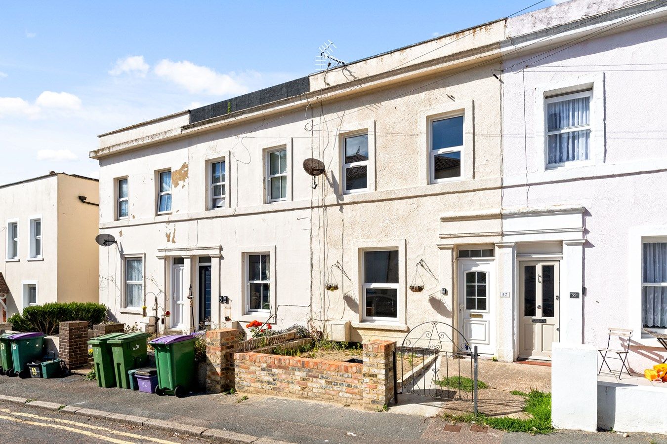 3 bed terraced house for sale in East Cliff, Folkestone CT19 Zoopla