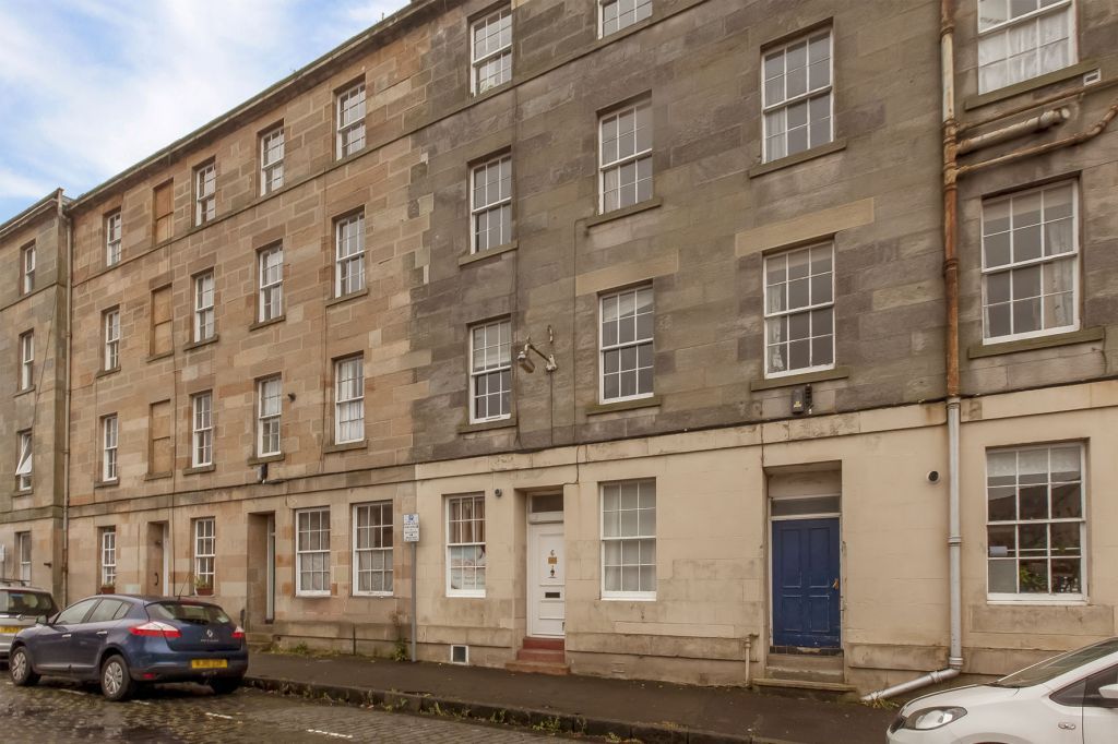 5/1 Parkside Street, Newington, Edinburgh EH8  