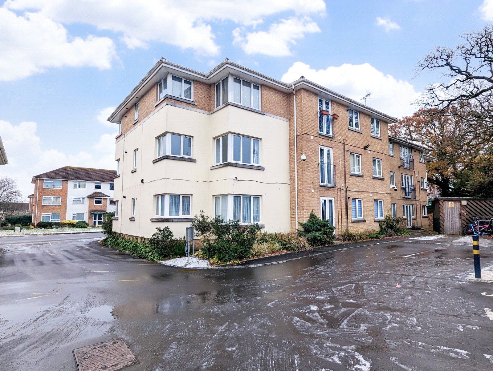 2 bed flat for sale in Blandford Road, Poole BH15 Zoopla