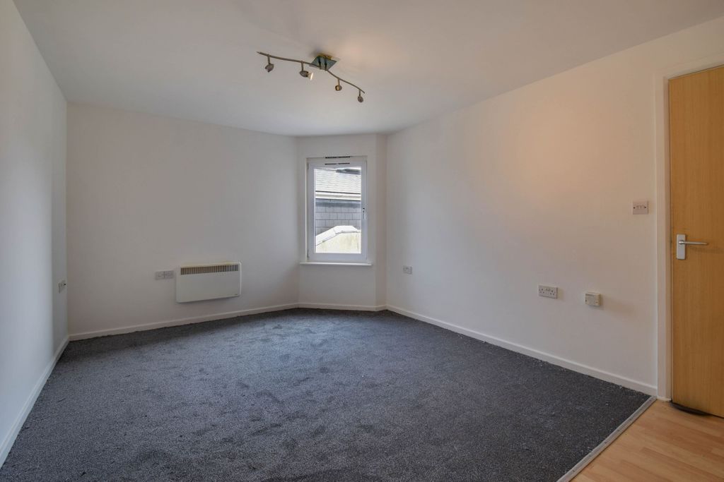 1 bed flat for sale in Fore Street, Pool, Redruth TR15 Zoopla