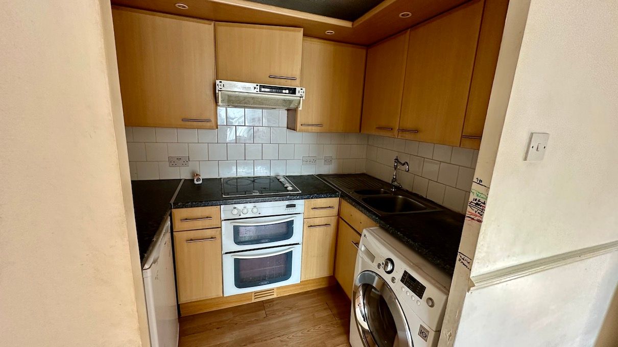 2 bed flat for sale in Albion Street, London SE16 Zoopla