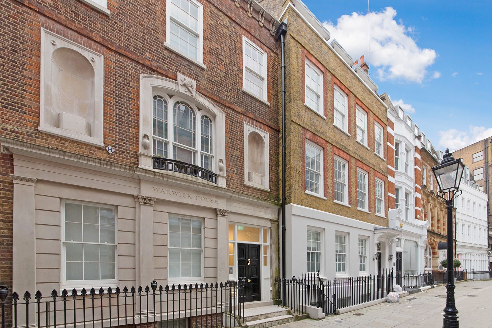 Warwick Court Chancery Ln WC1R