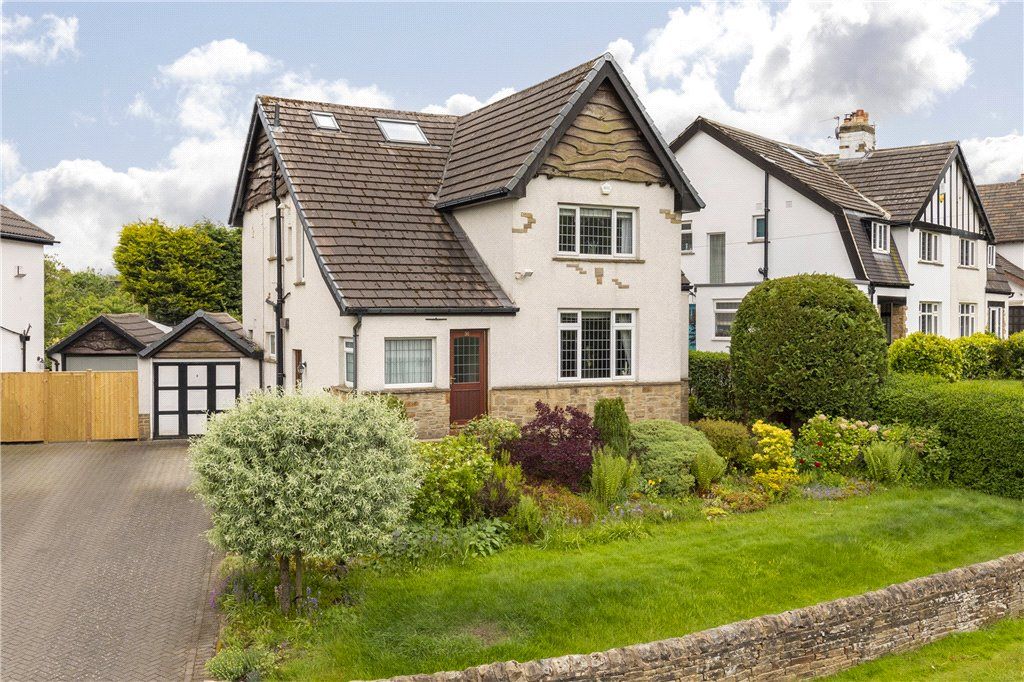 4 bed detached house for sale in Breary Lane, Bramhope, Leeds, West