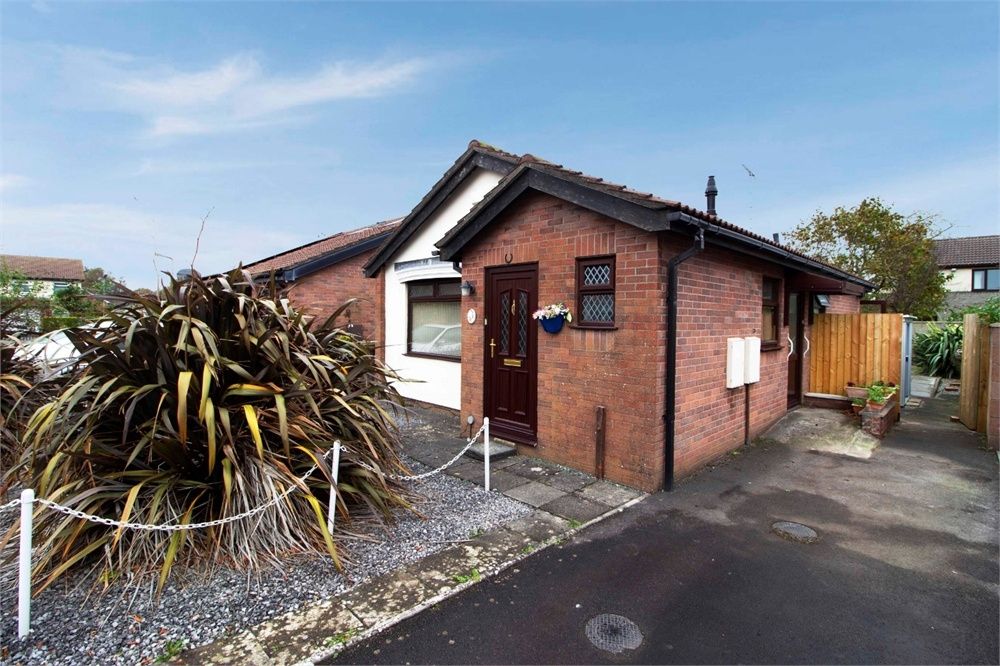 2 bed detached bungalow for sale in Windflower Close, St Mellons