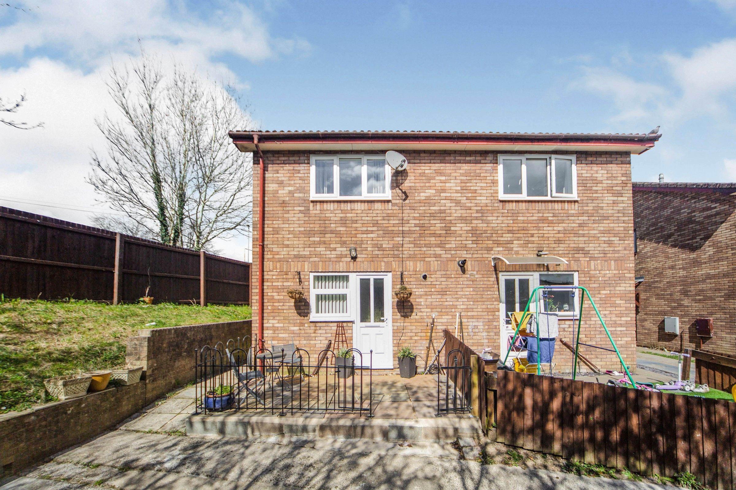 2 bed property to rent in Clos Pantglas, Trethomas, Caerphilly CF83 Zoopla