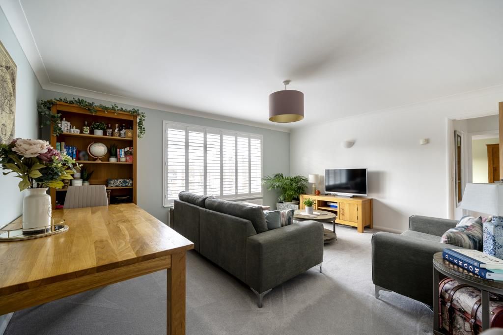 3 bed flat for sale in Fleet, Hampshire GU51 Zoopla