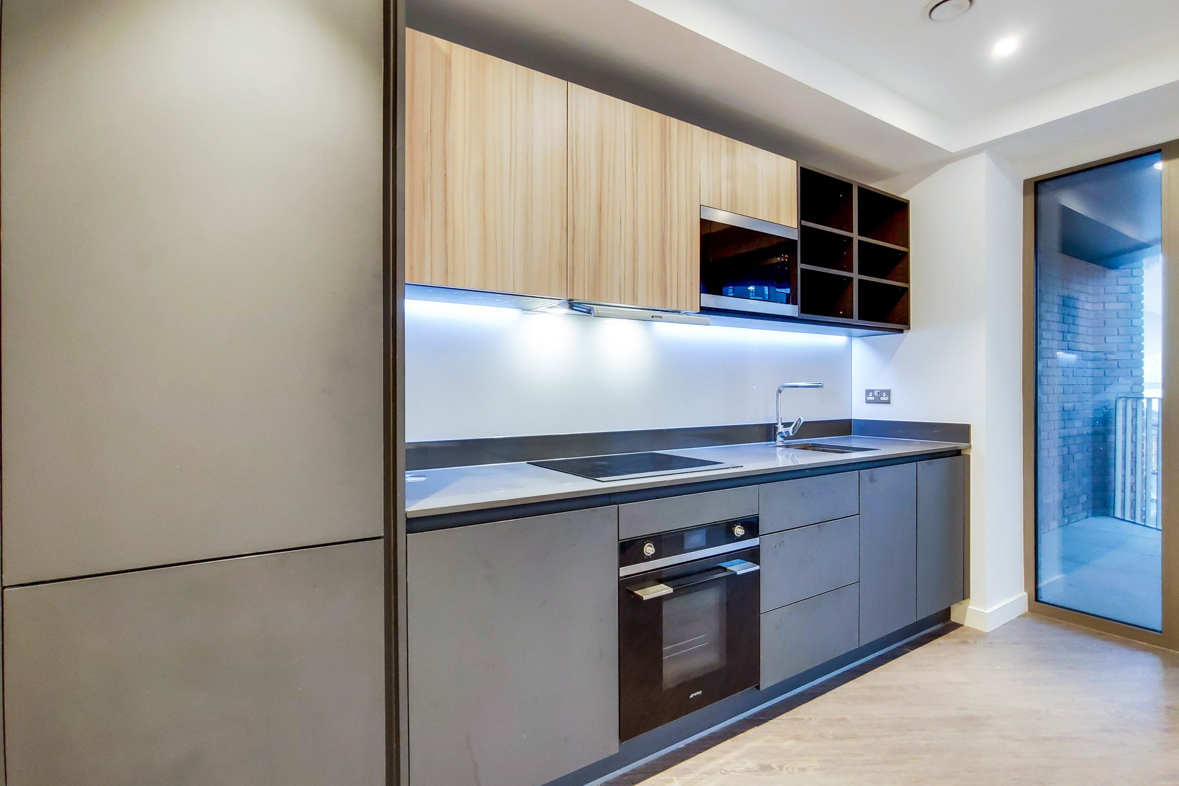 Royal Docks West, Royal Victoria Dock E16