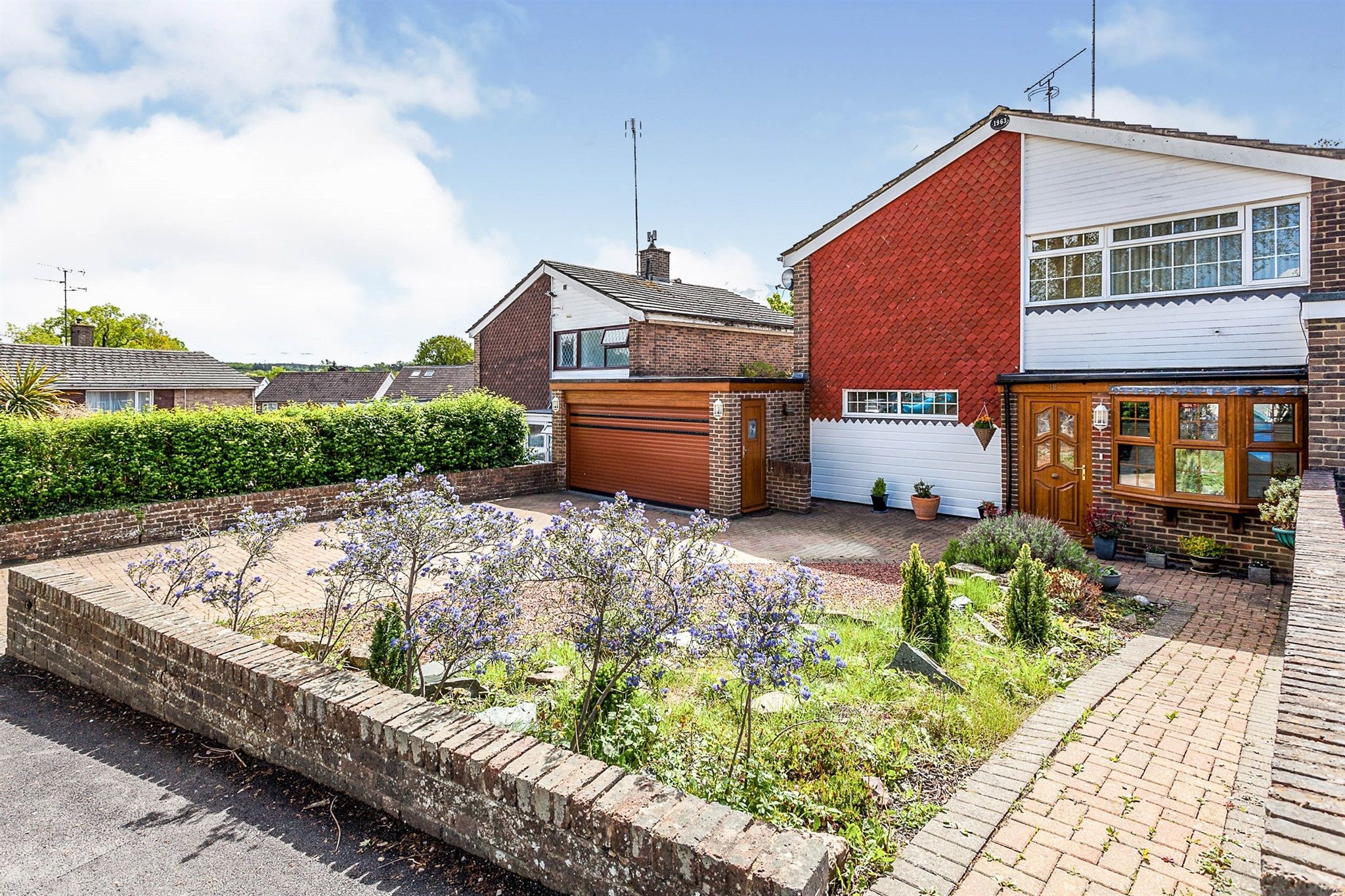 3 bed linkdetached house for sale in Furnace Drive, Furnace Green