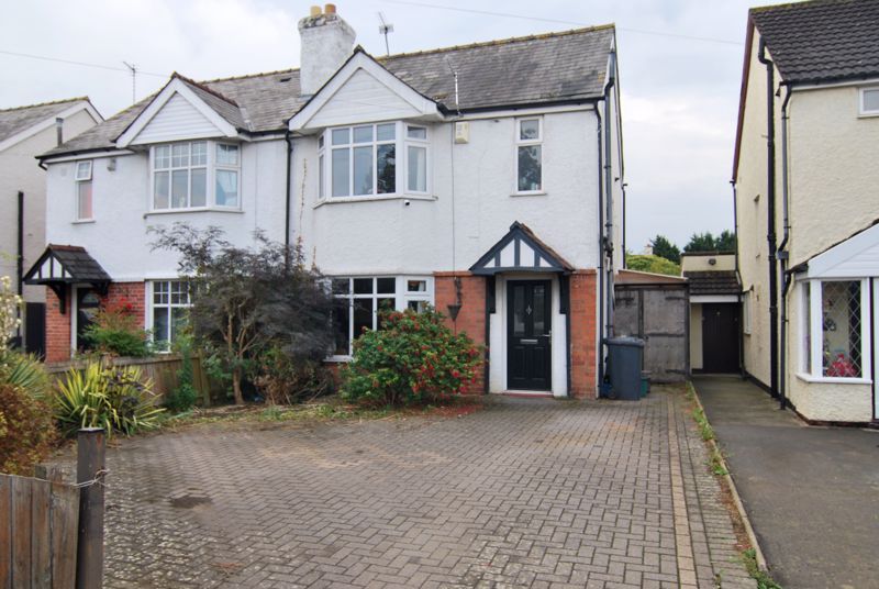 3 bed semidetached house for sale in Cheltenham Road, Longlevens