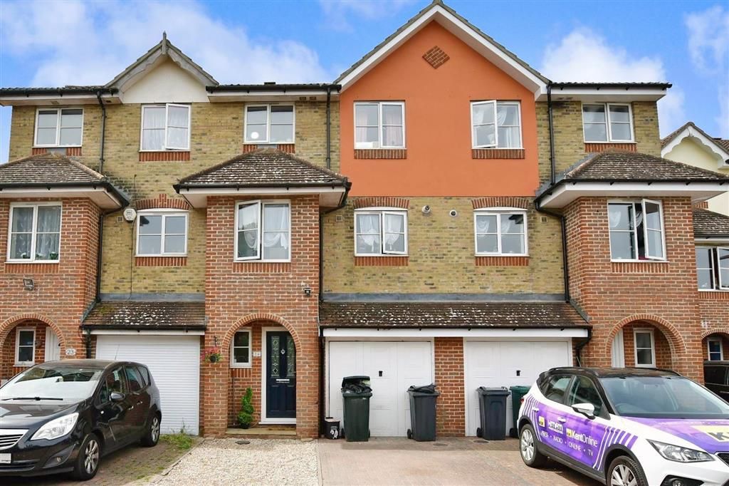 3 bed town house for sale in Manor House Drive, Kingsnorth, Ashford
