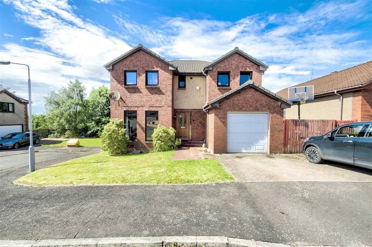4 bed property for sale in Scotsmill Place, Hillend, Dunfermline KY11