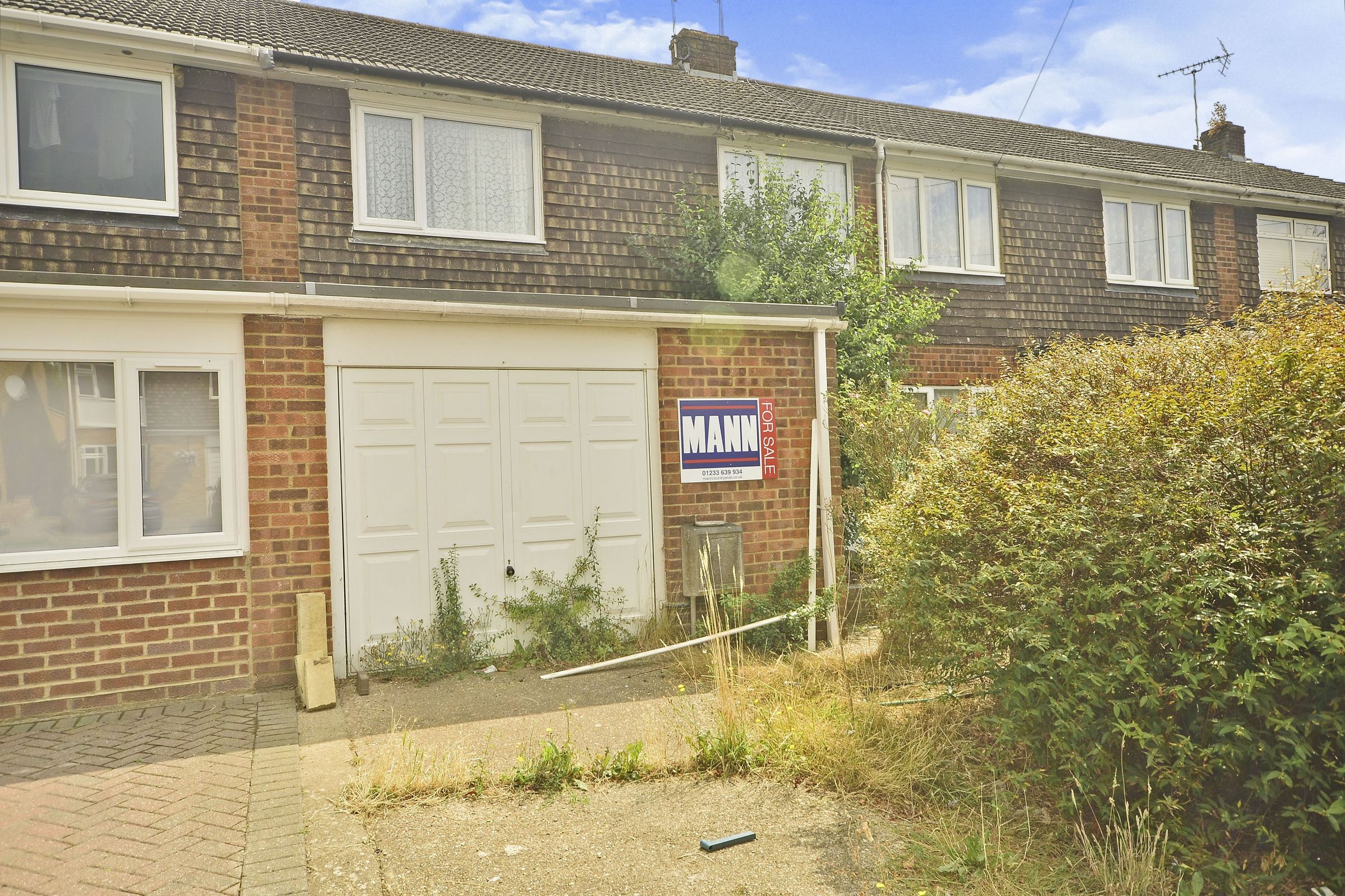 3 bed semidetached house for sale in Highfield Road, Willesborough