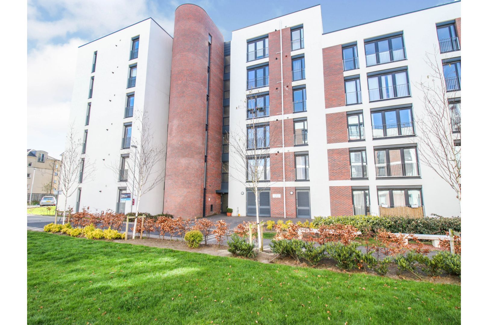 1 Arneil Place, Edinburgh EH5  