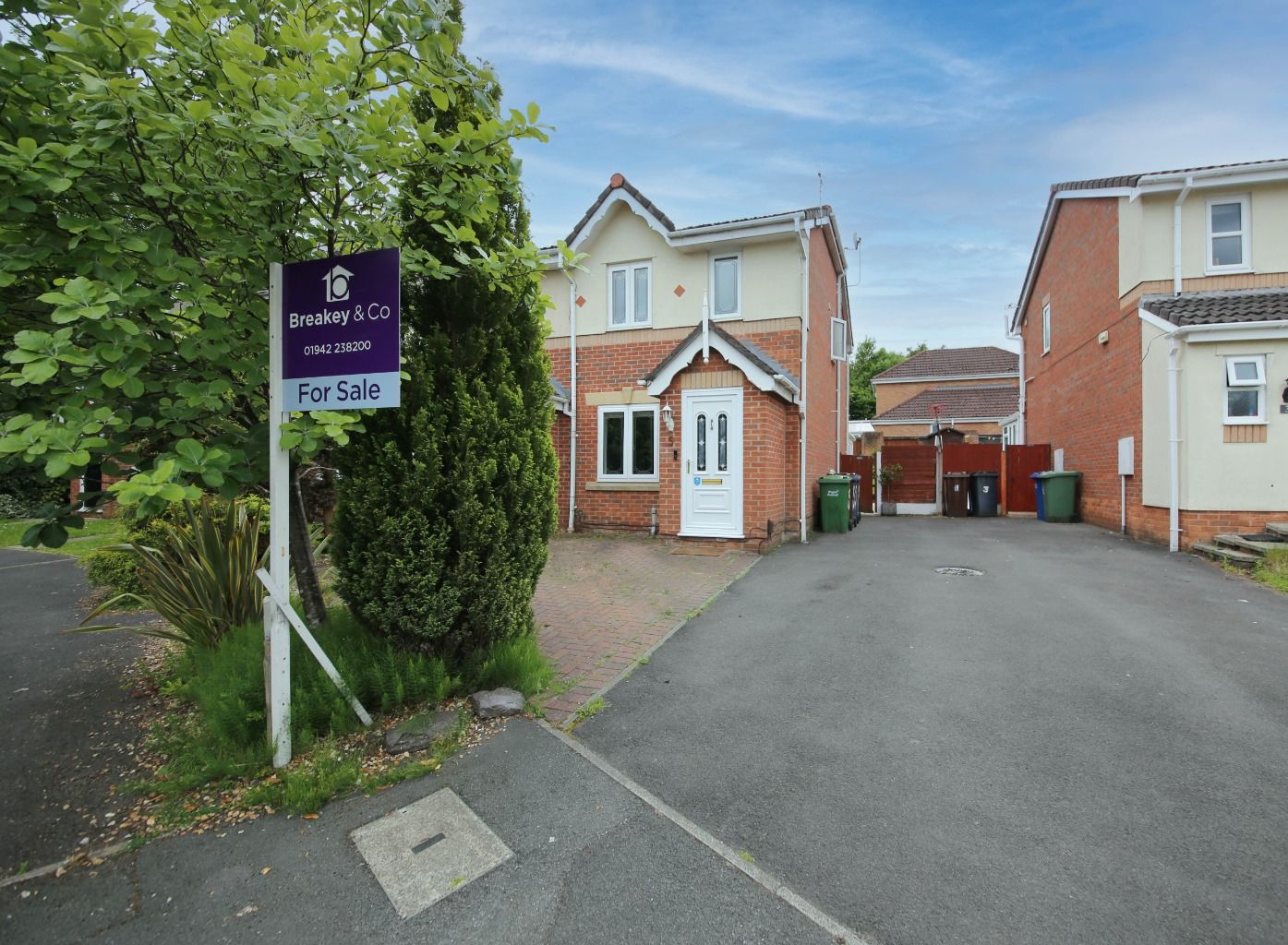 2 bed semidetached house for sale in Derbyshire Road, Winstanley