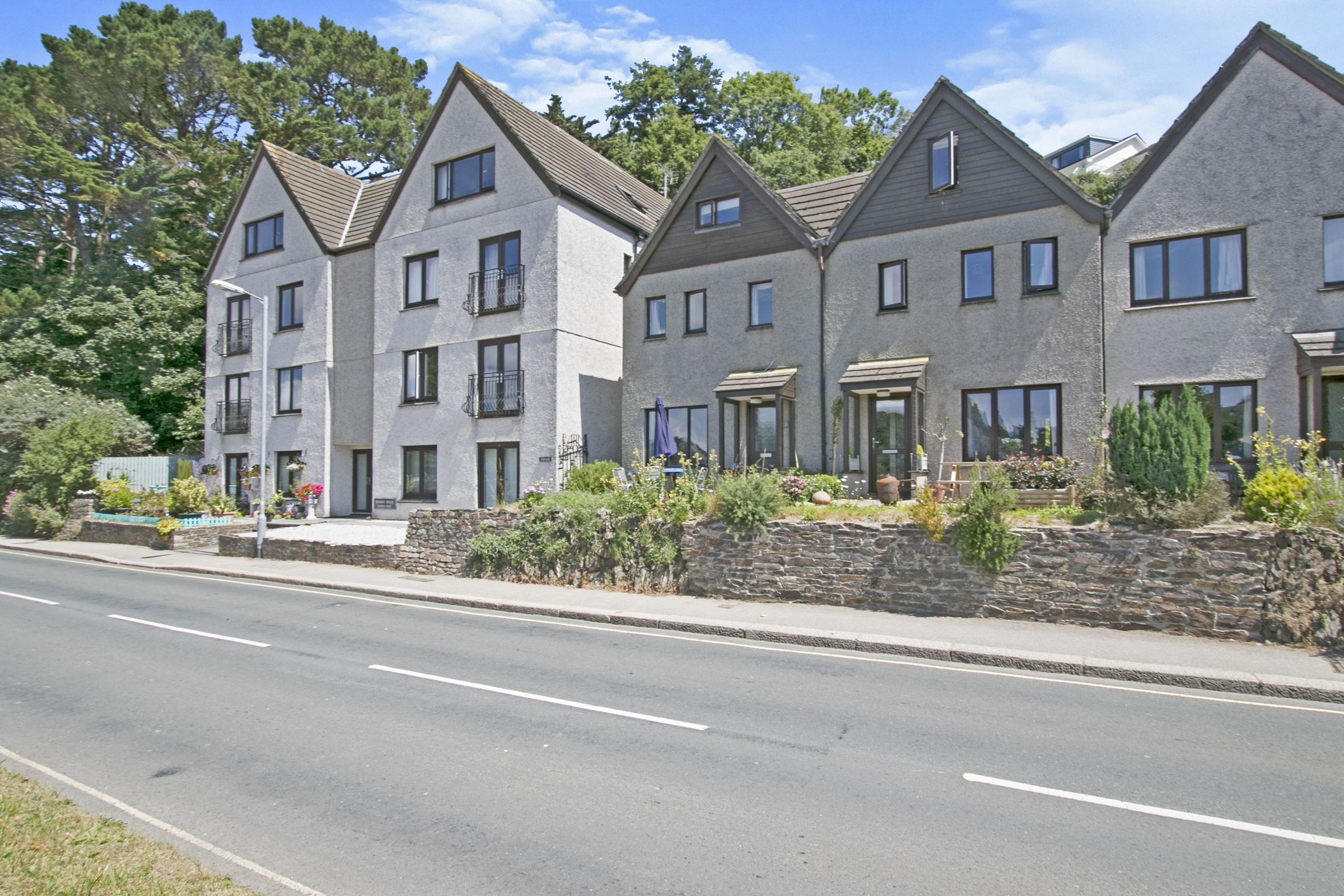 3 bed terraced house for sale in Malpas Road, Truro TR1 Zoopla