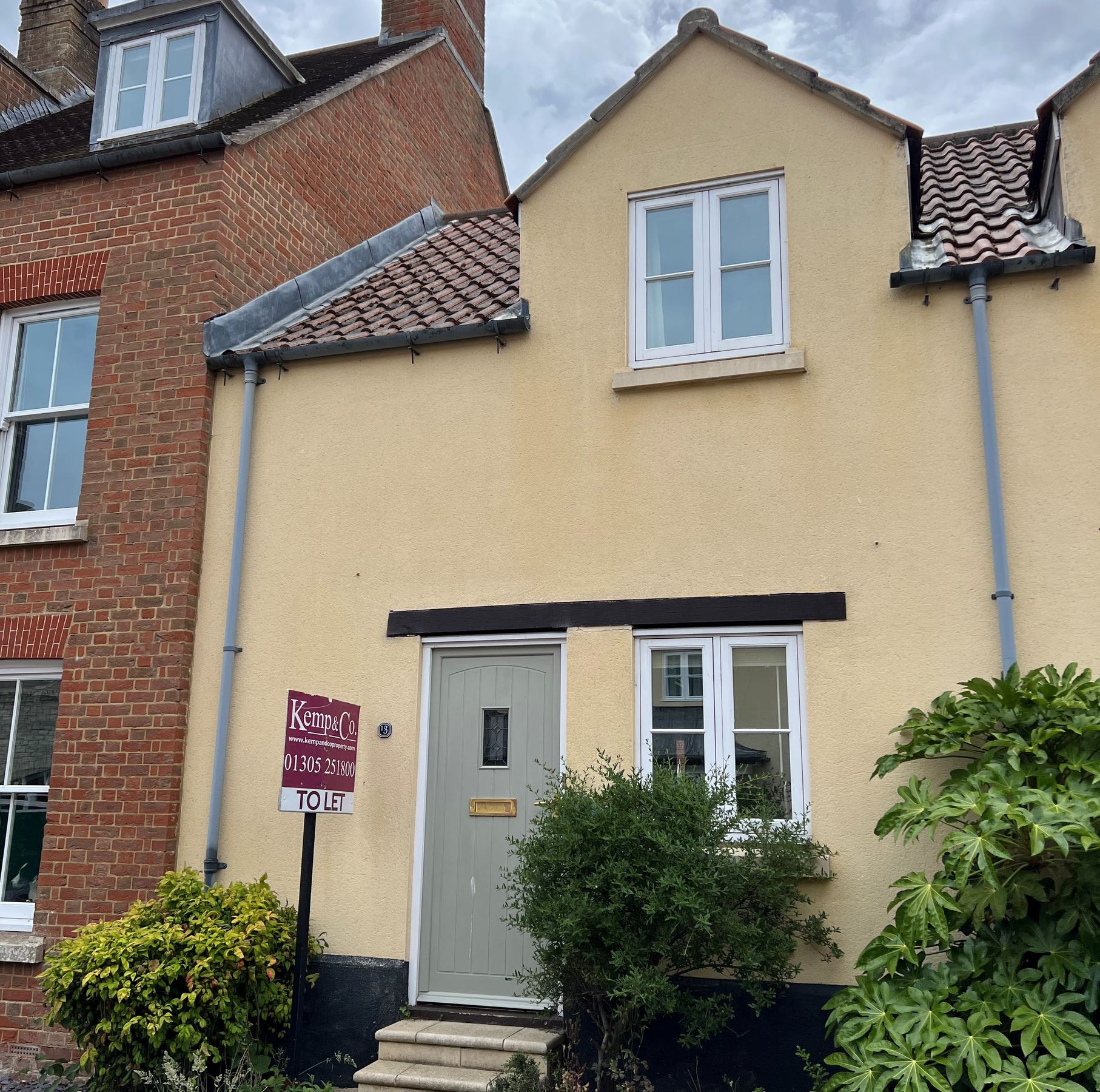 2 bed terraced house to rent in Street, Poundbury