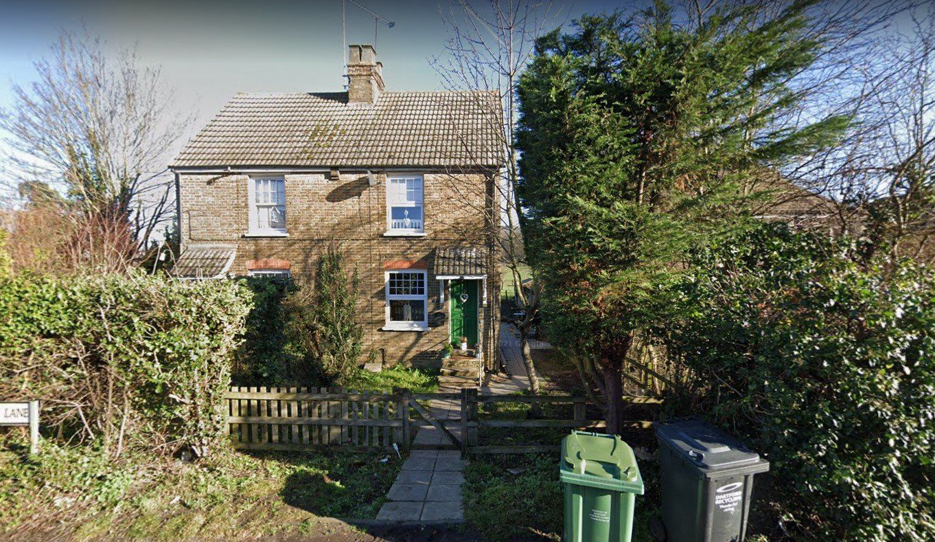 3 bed semidetached house to rent in Sandy Lane, Bean, Dartford, Kent